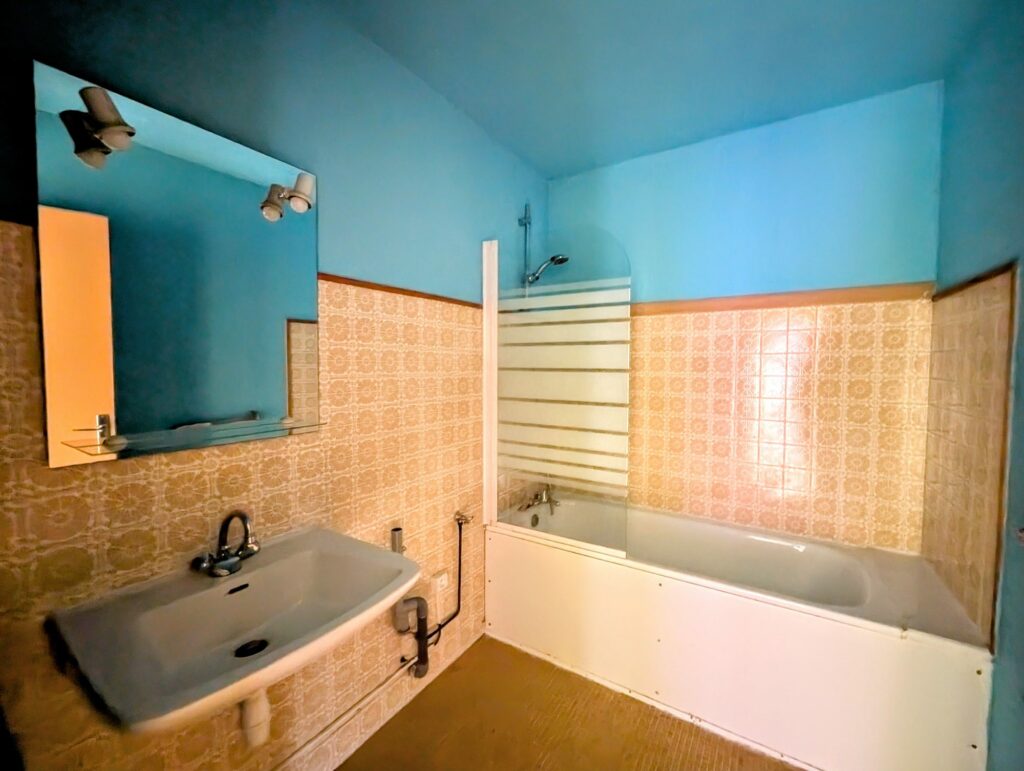 1741965469_VA2328_10_original