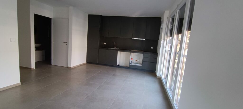 1741080981_VA2348_20_original