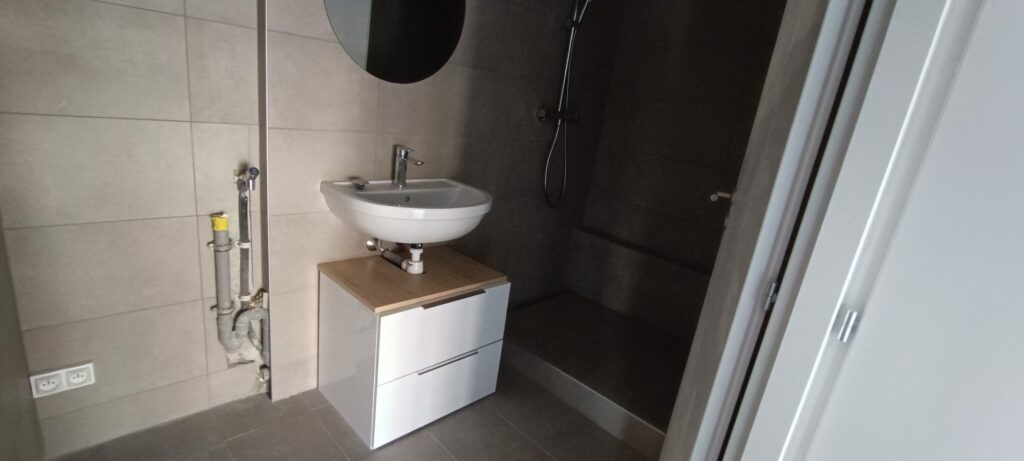 1741081034_VA2348_22_original