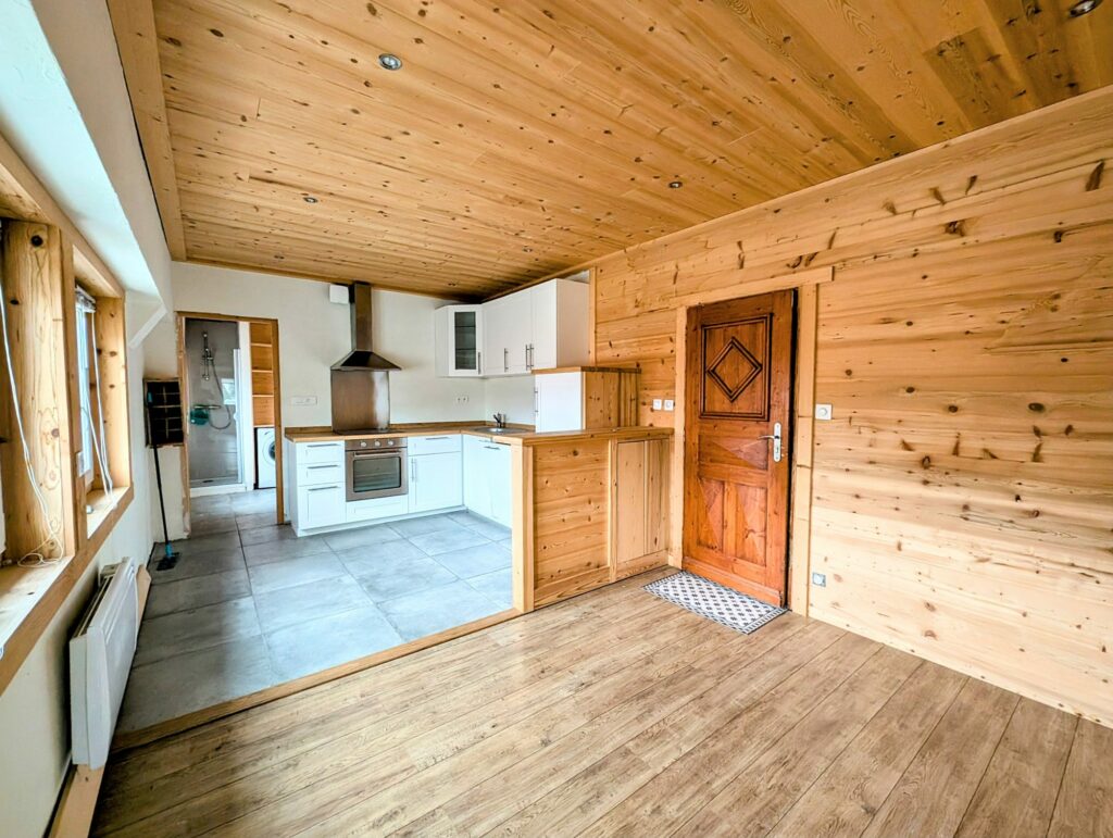 1761036578_VA2394_2_original