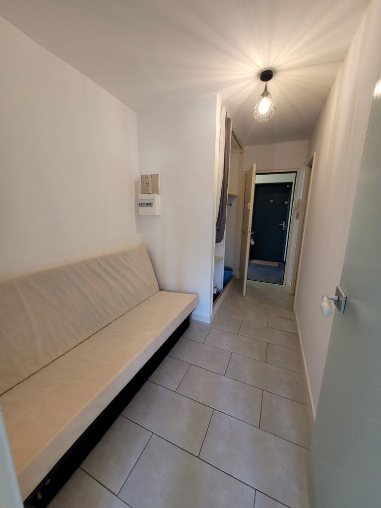 1762347826_VA2439_2_original