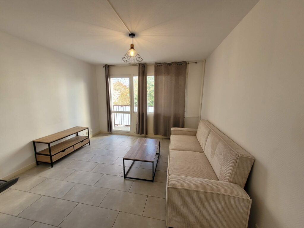 1762347829_VA2439_7_original