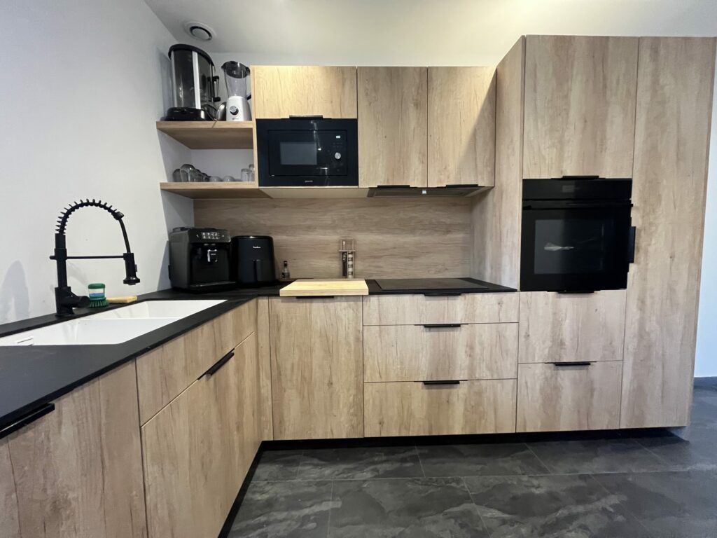 1772035577_VA2433_6_original