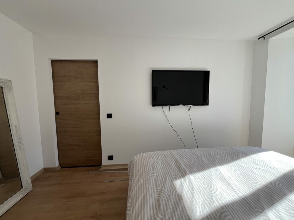 1772038851_VA2433_25_original