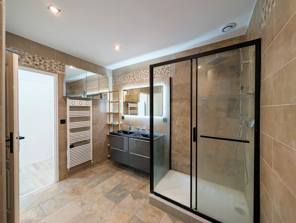 1773228885_VI070_14_original