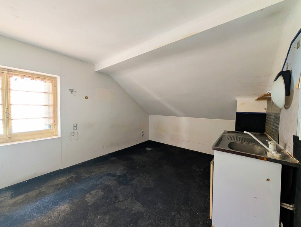 1773228953_VI070_23_original