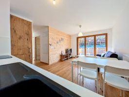 1762179409_VA2410_25_original