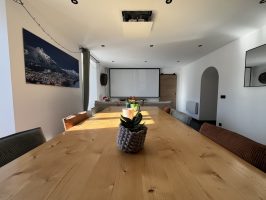 1772035585_VA2433_14_original